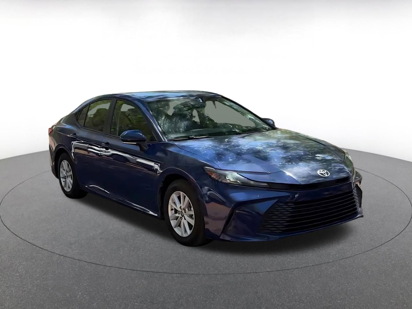Thumbnail: 2025 Toyota Camry - 3