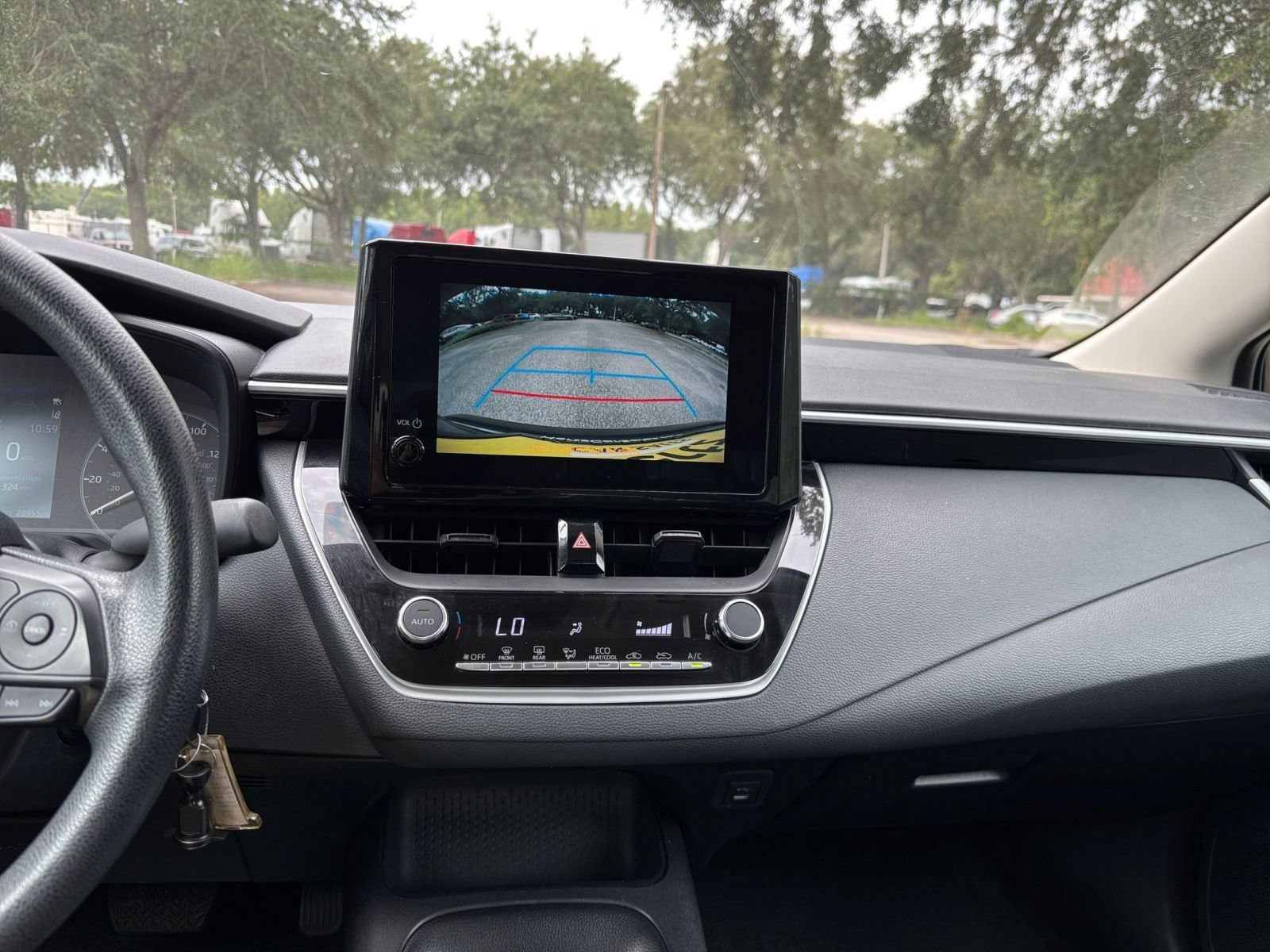 Thumbnail: 2025 Toyota Corolla - 17