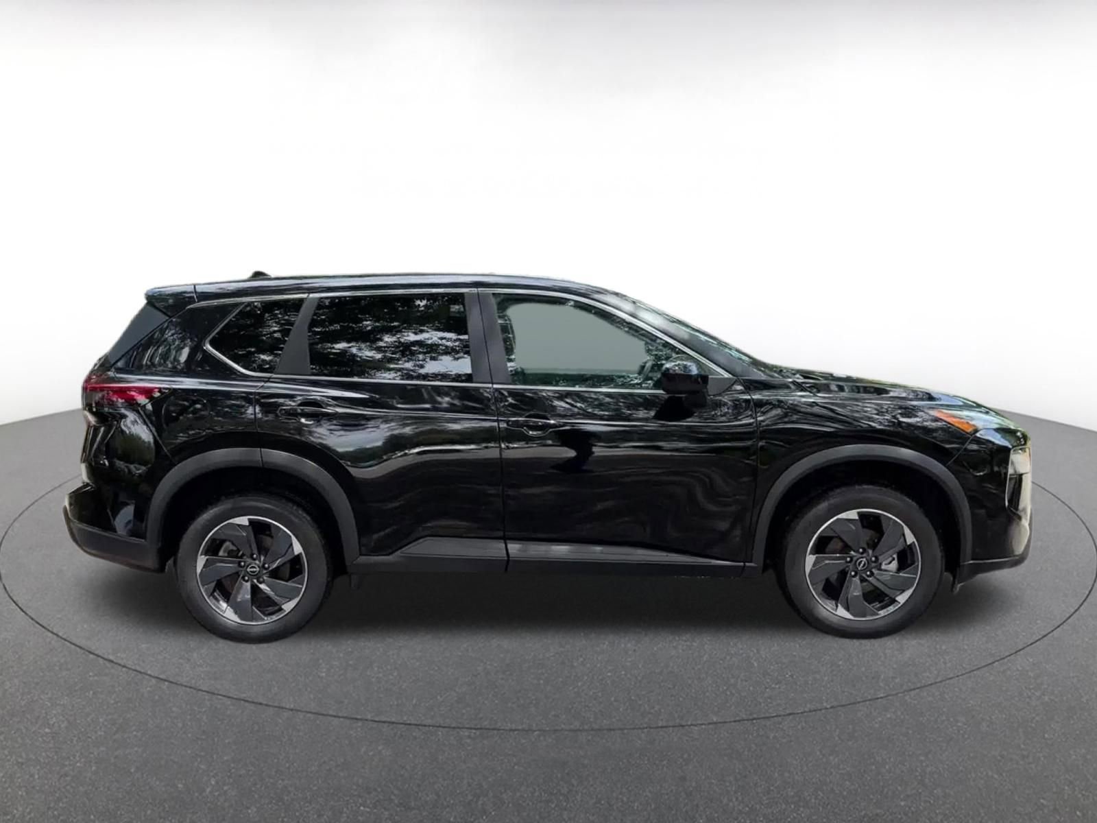 Thumbnail: 2025 Nissan Rogue - 16