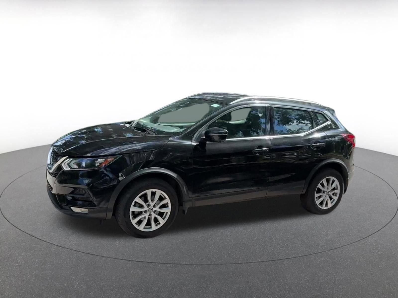 2022 Nissan Rogue Sport SV 7