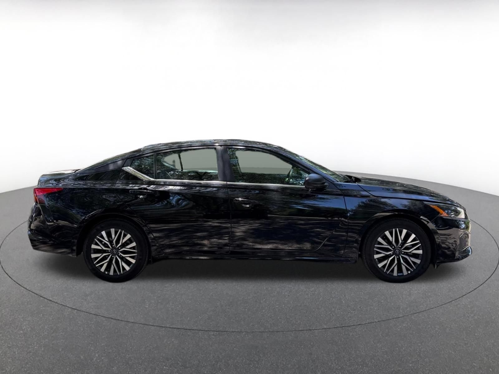 Thumbnail: 2026 Nissan Altima - 8