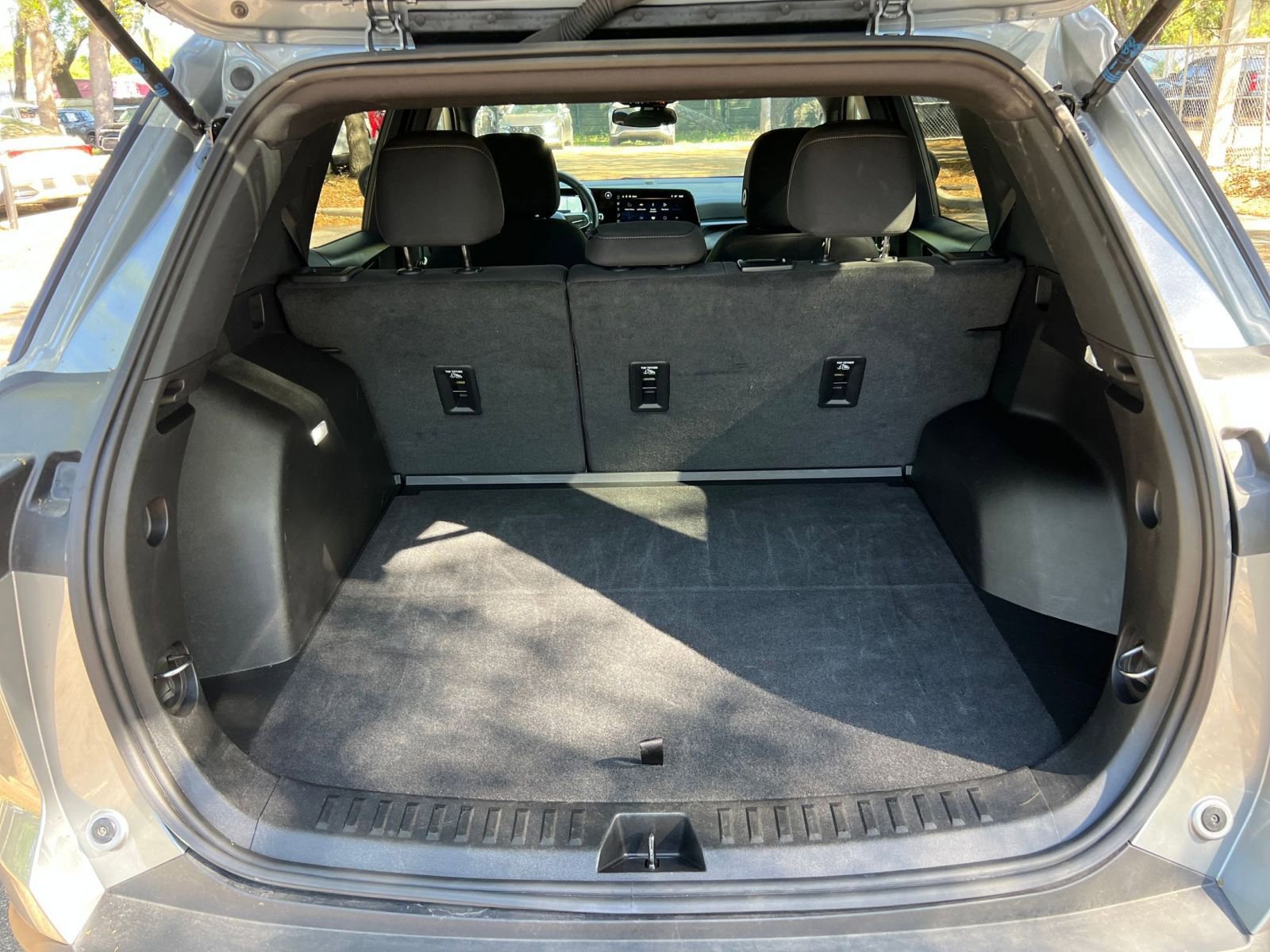 Thumbnail: 2025 Chevrolet Equinox - 28