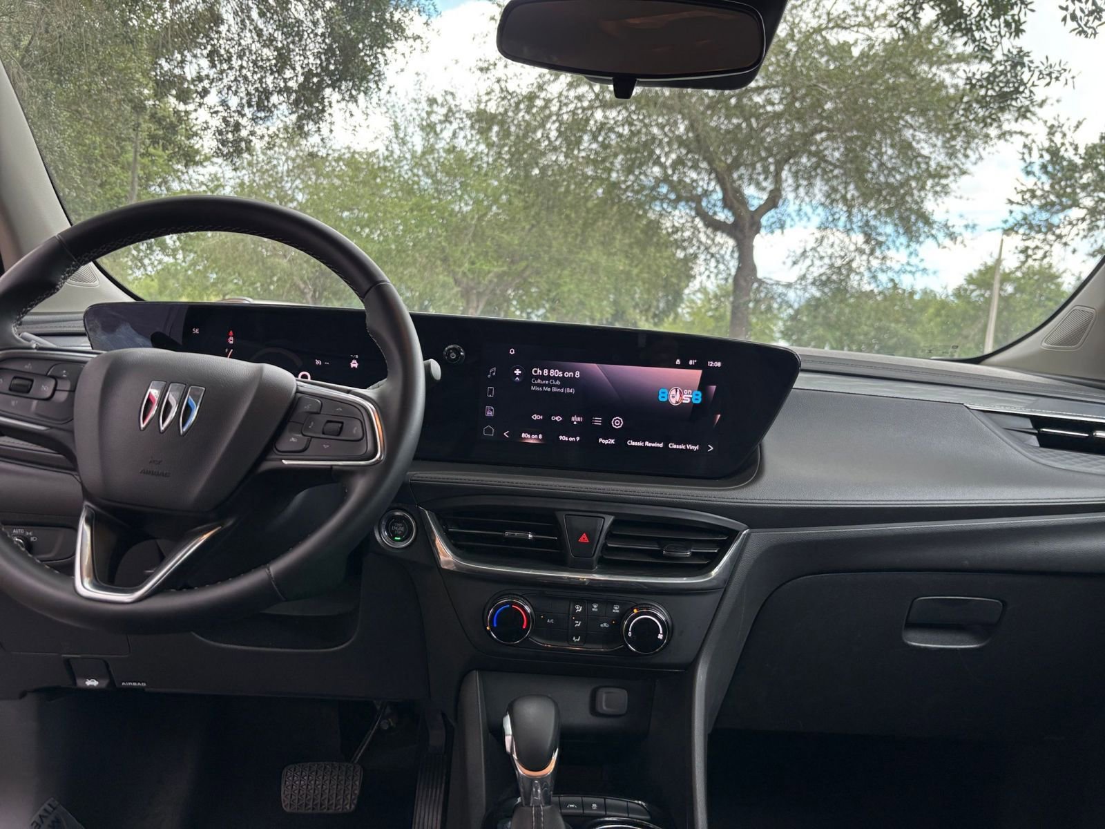 Thumbnail: 2025 Buick Encore GX - 32