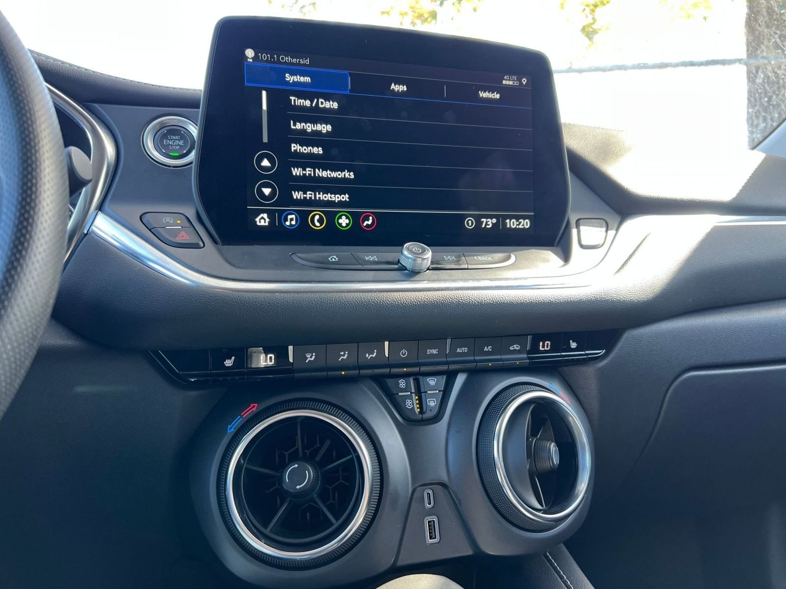 Thumbnail: 2025 Chevrolet Blazer - 17