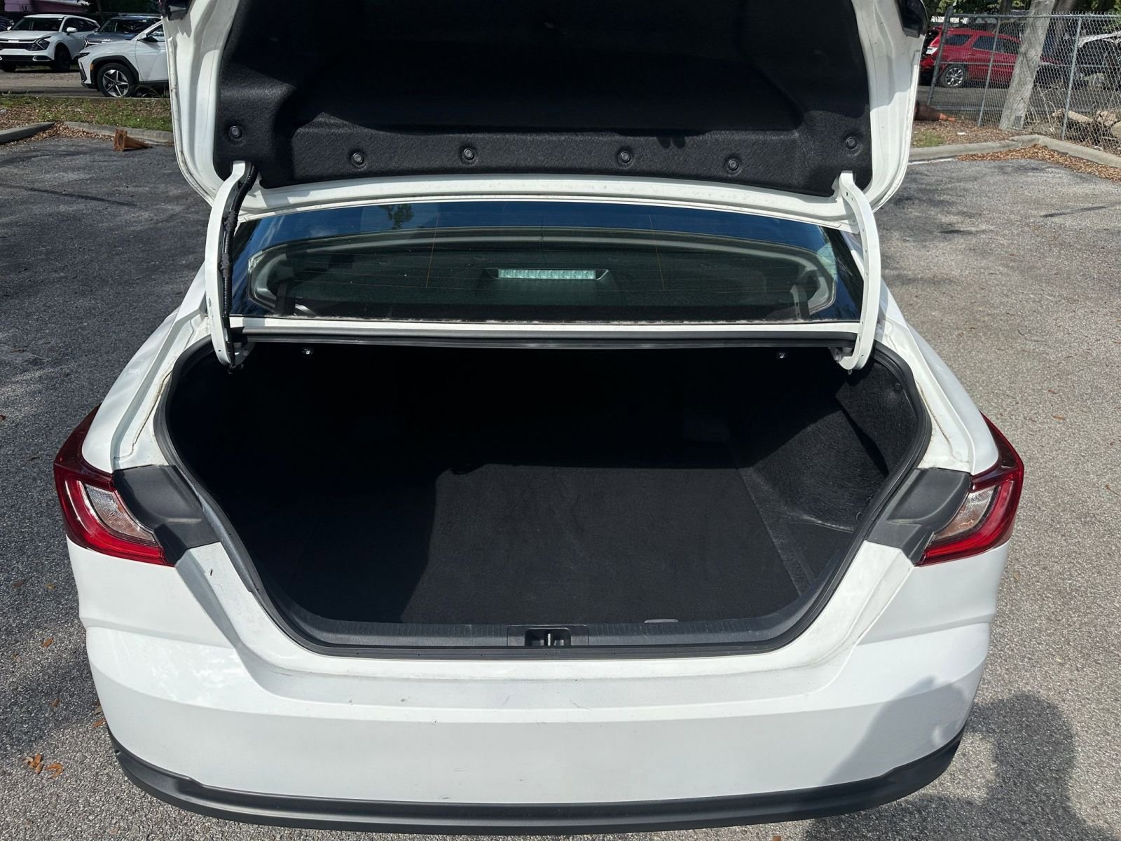 Thumbnail: 2025 Toyota Camry - 24