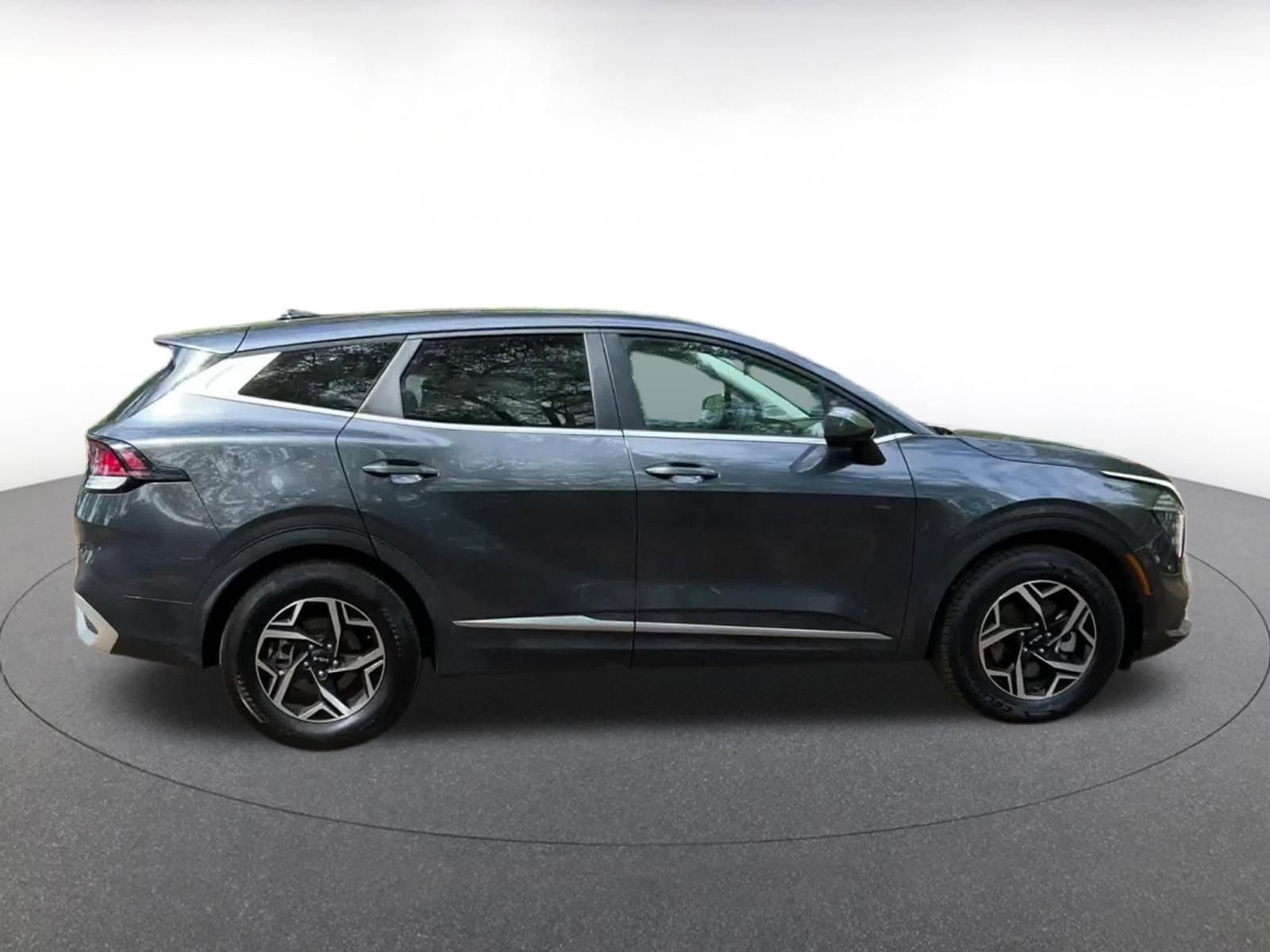Thumbnail: 2025 Kia Sportage - 16