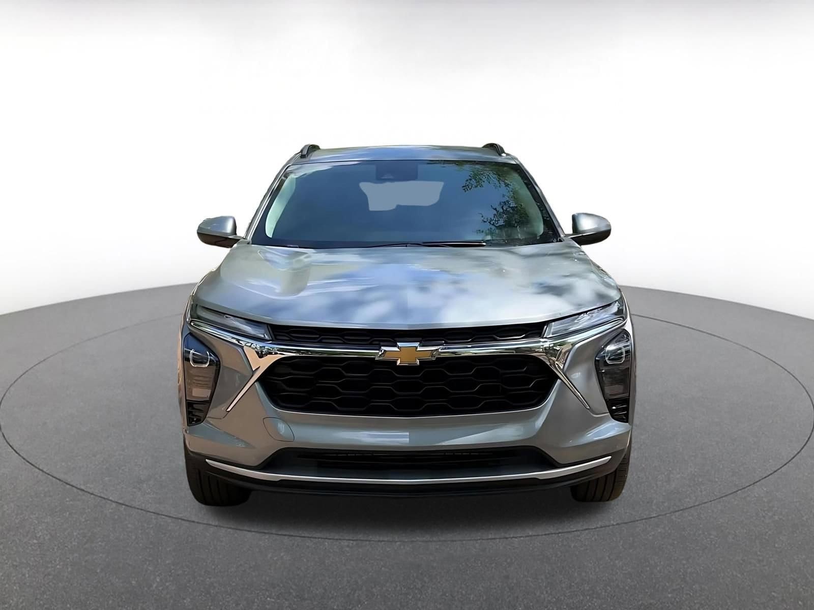 Thumbnail: 2025 Chevrolet Trax - 4