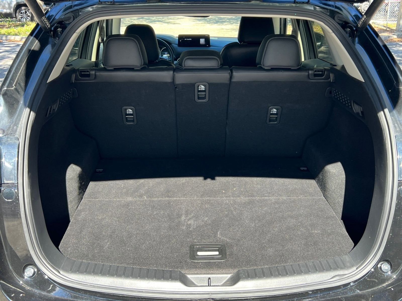 Thumbnail: 2025 Mazda CX-5 - 24