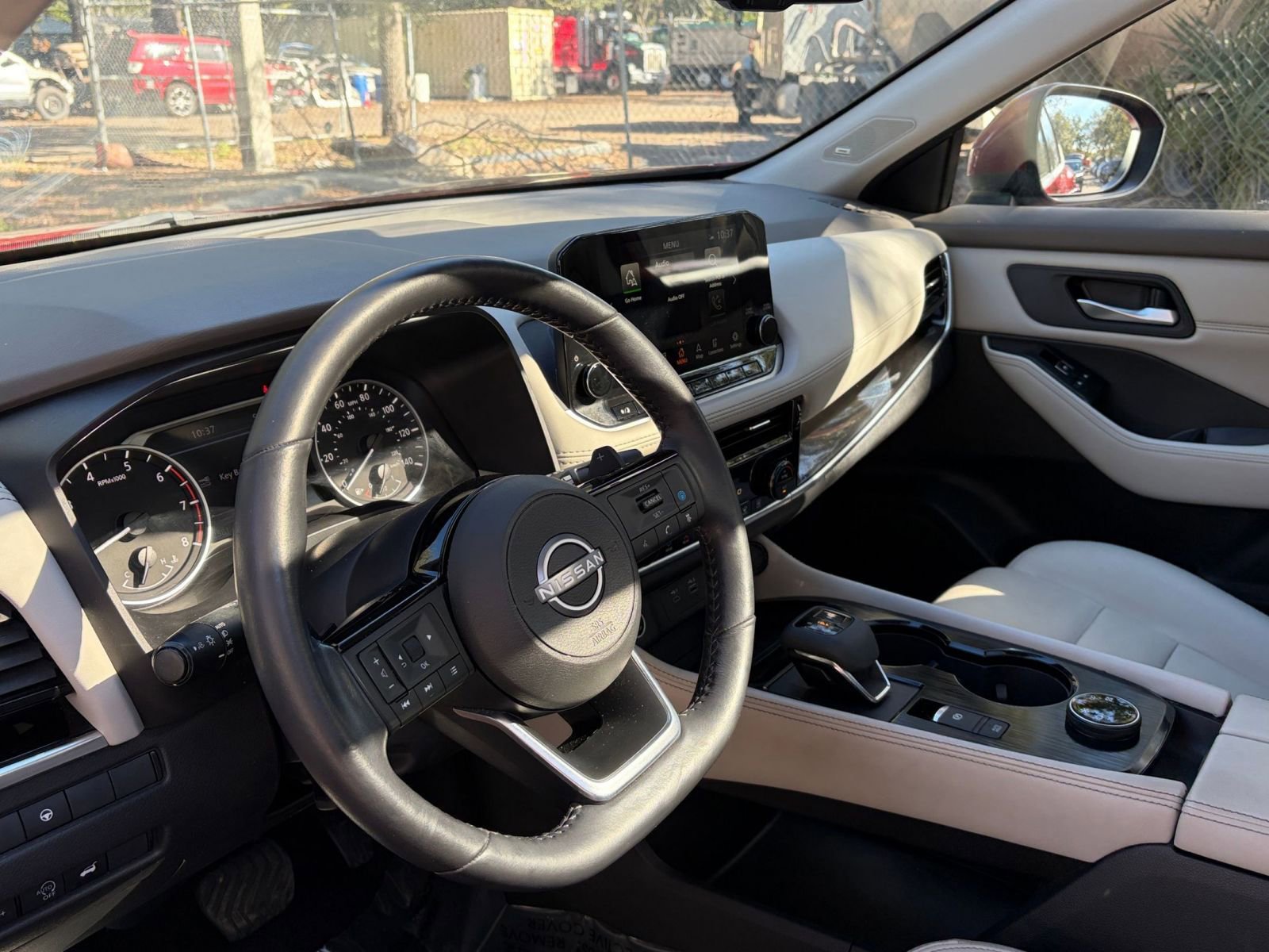 Thumbnail: 2023 Nissan Rogue - 30