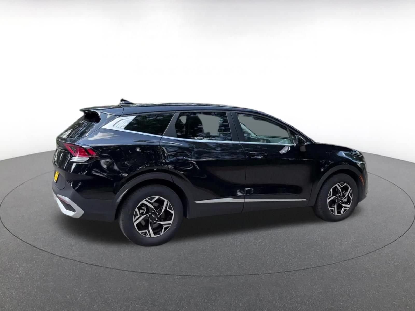 Thumbnail: 2025 Kia Sportage - 12