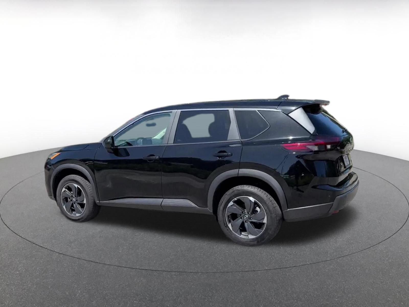 Thumbnail: 2025 Nissan Rogue - 10
