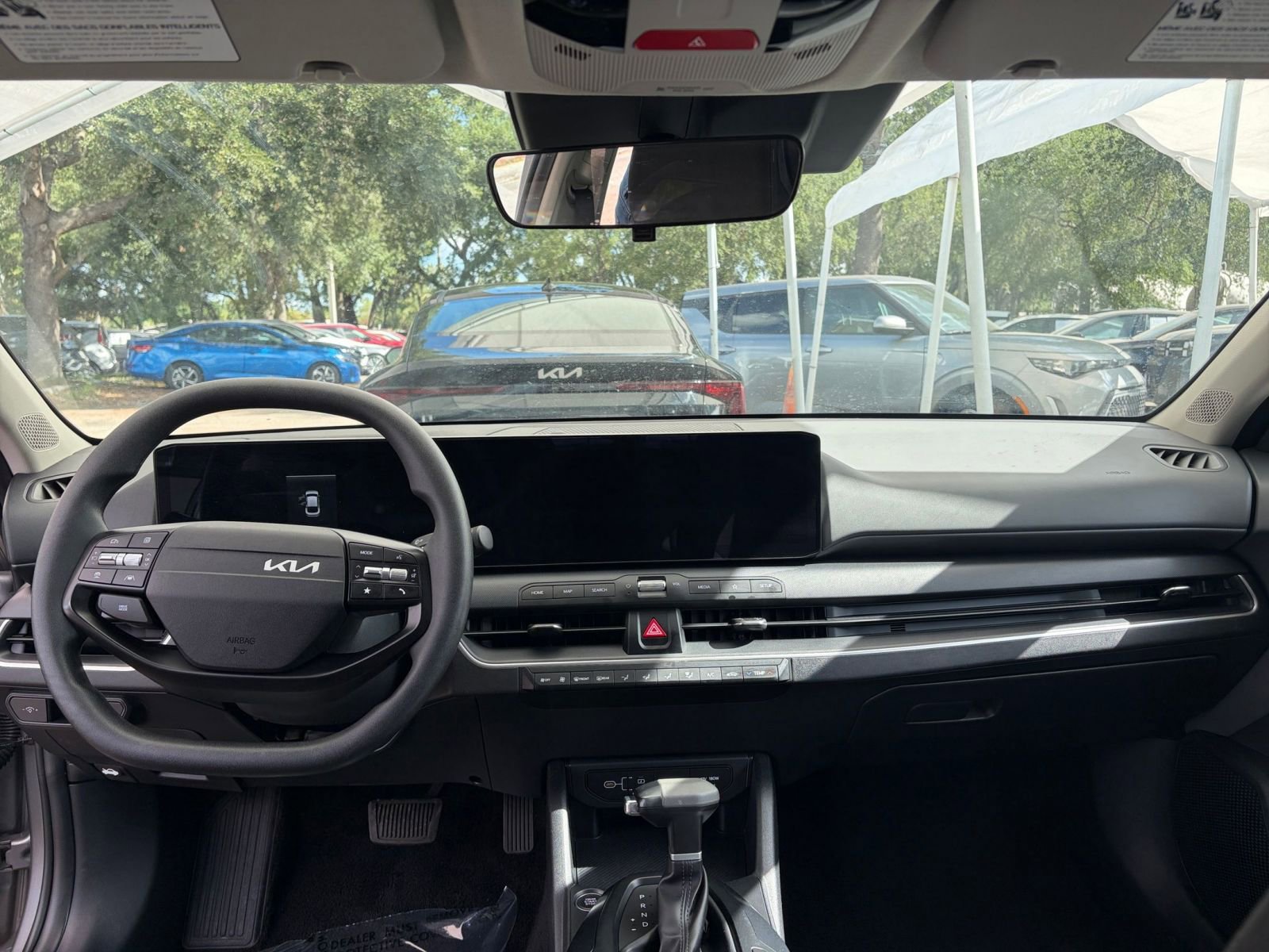 Thumbnail: 2025 Kia K4 - 32