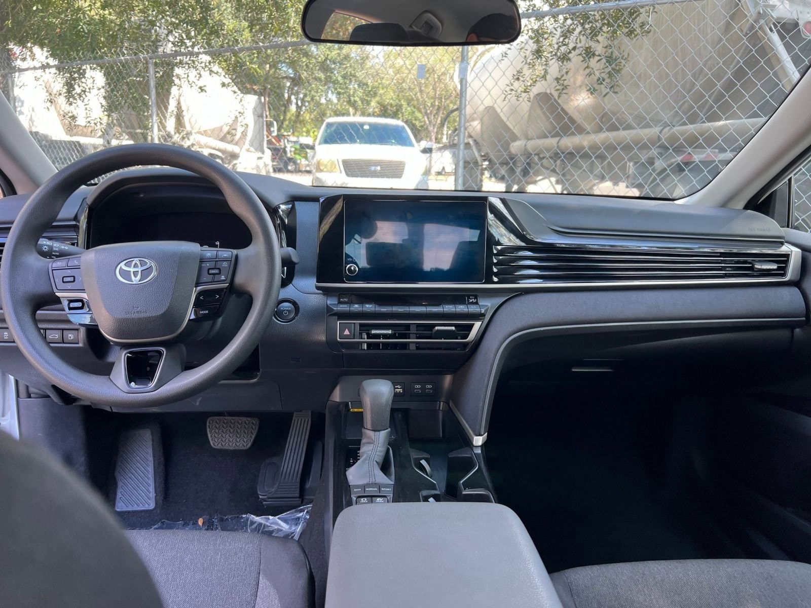 Thumbnail: 2025 Toyota Camry - 27