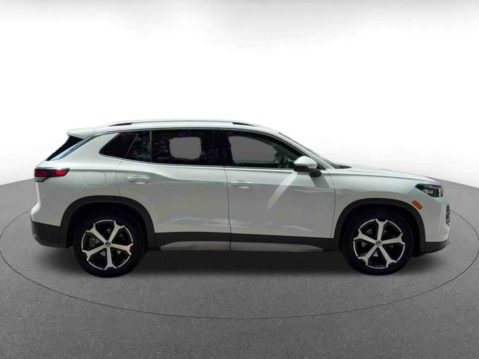 Thumbnail: 2026 Volkswagen Tiguan - 16