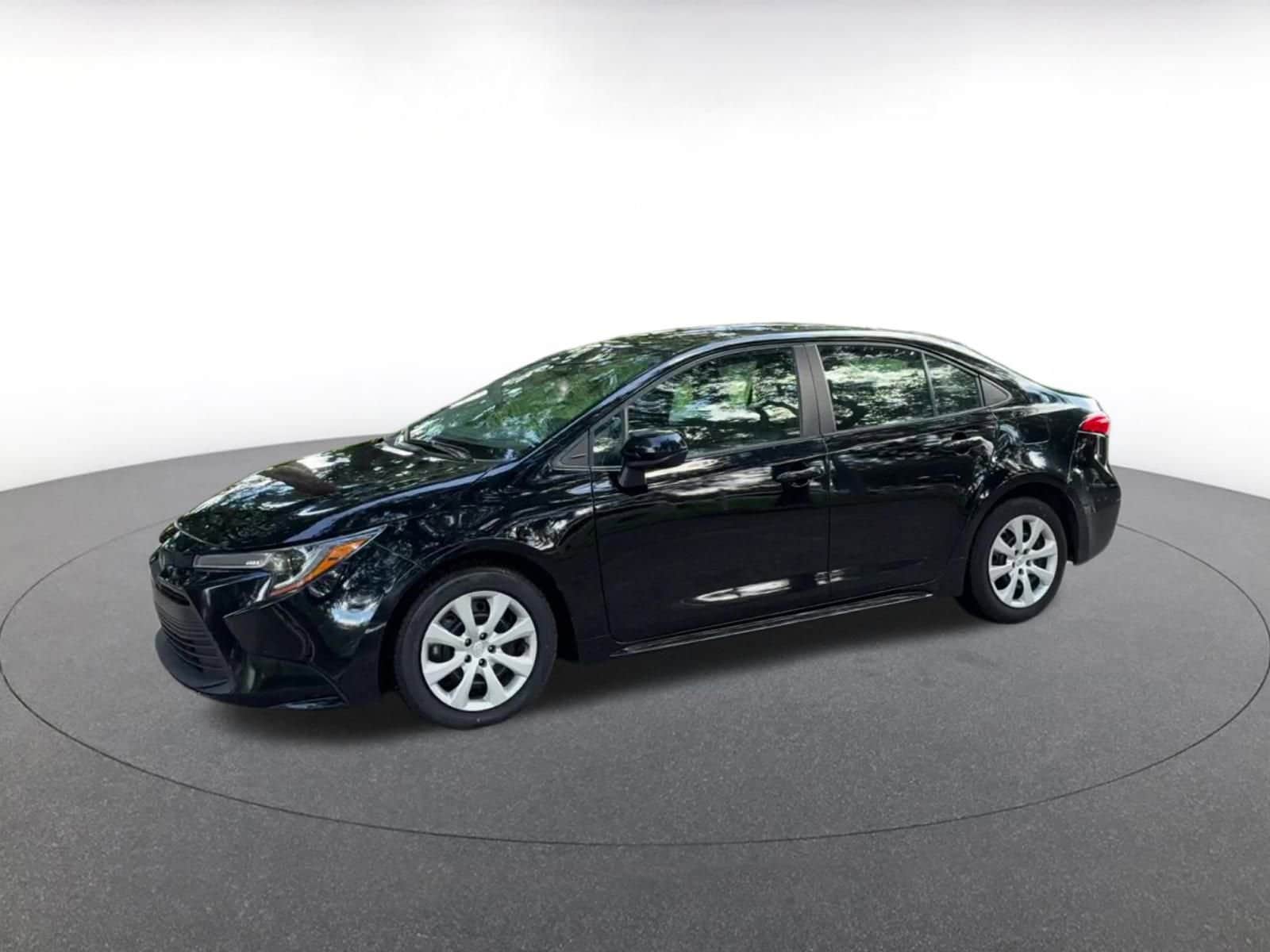 Thumbnail: 2023 Toyota Corolla - 8