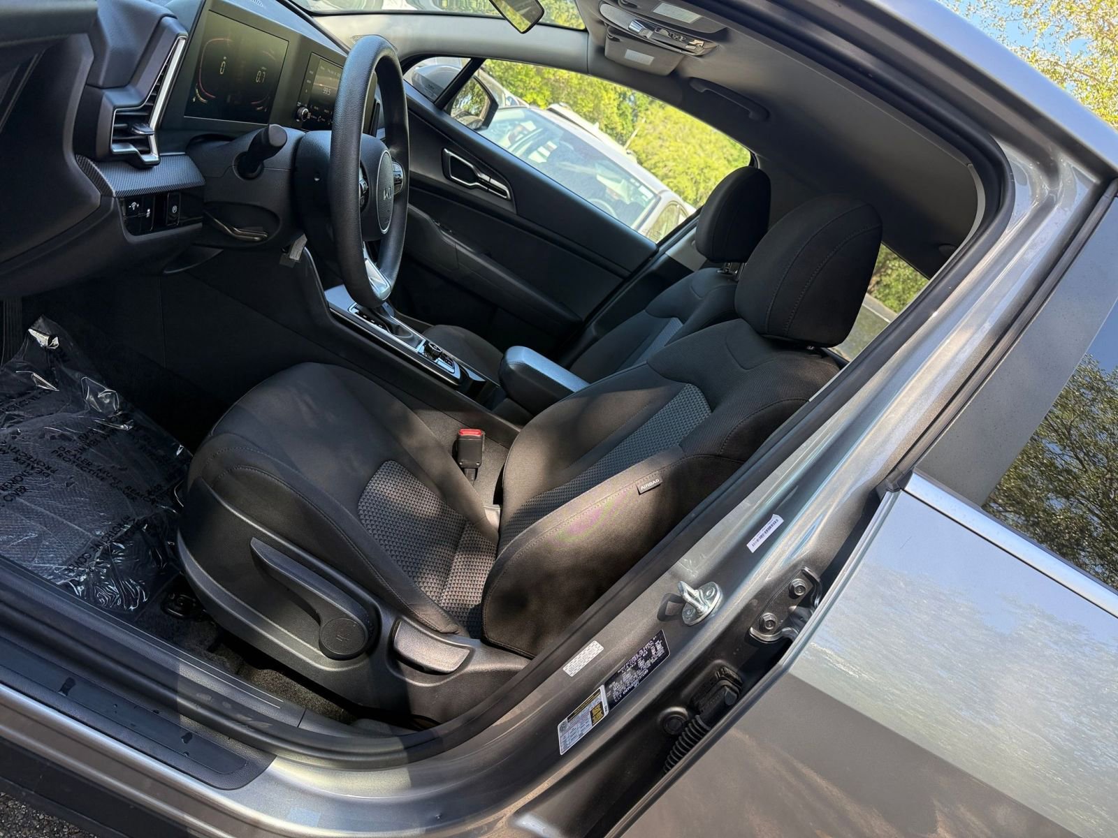 Thumbnail: 2025 Kia Sportage - 25