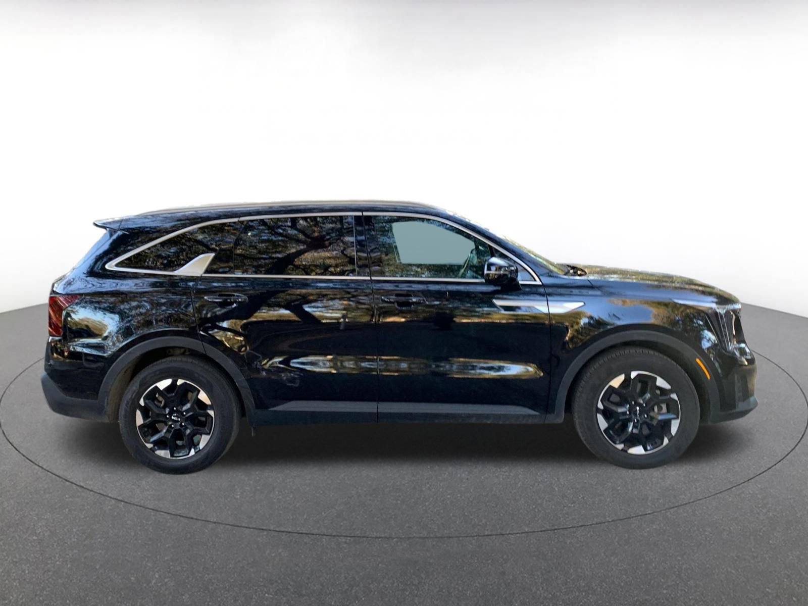 Thumbnail: 2024 Kia Sorento - 8