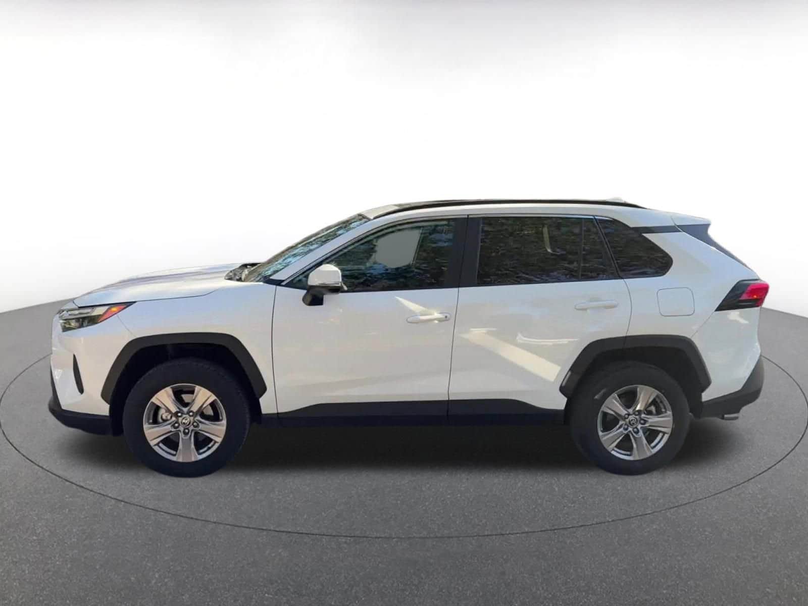 Thumbnail: 2025 Toyota RAV4 - 9