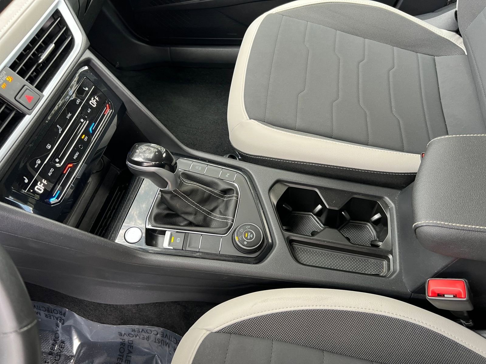 Thumbnail: 2025 Volkswagen Taos - 35