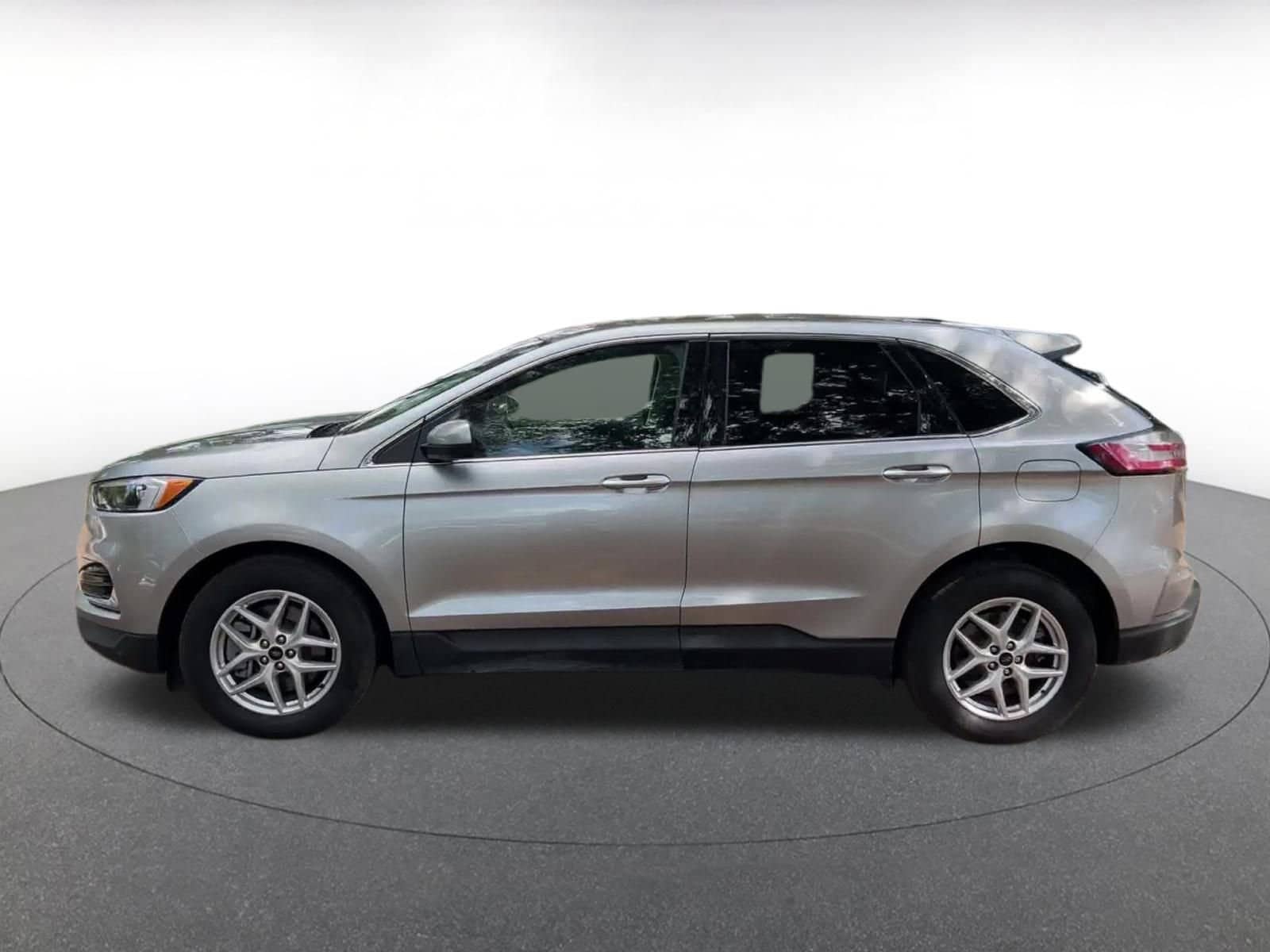 Image 8 of 2024 Ford Edge SEL SUV
