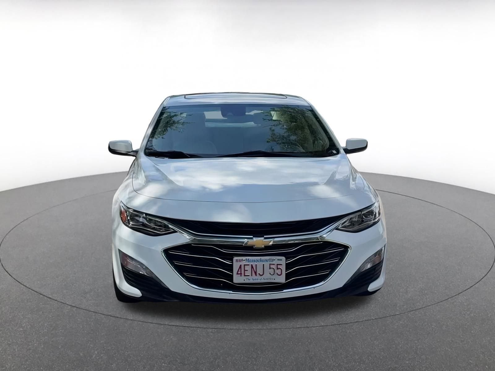 Thumbnail: 2024 Chevrolet Malibu - 4