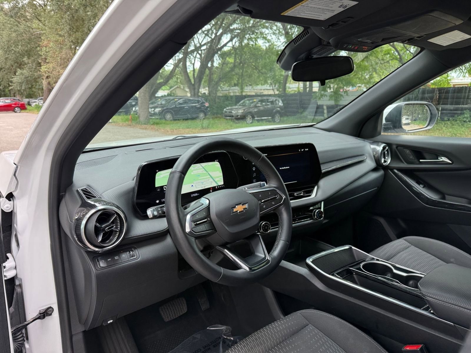 Thumbnail: 2025 Chevrolet Equinox - 33