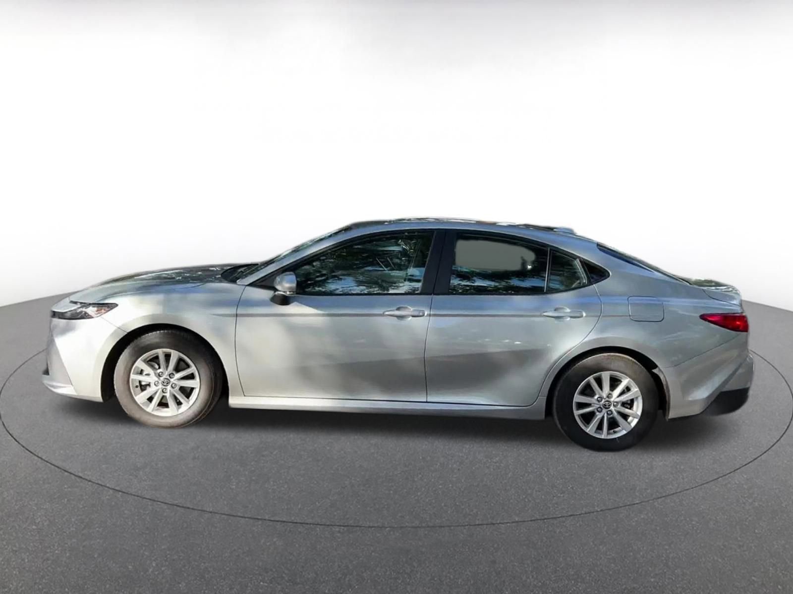 Thumbnail: 2025 Toyota Camry - 9