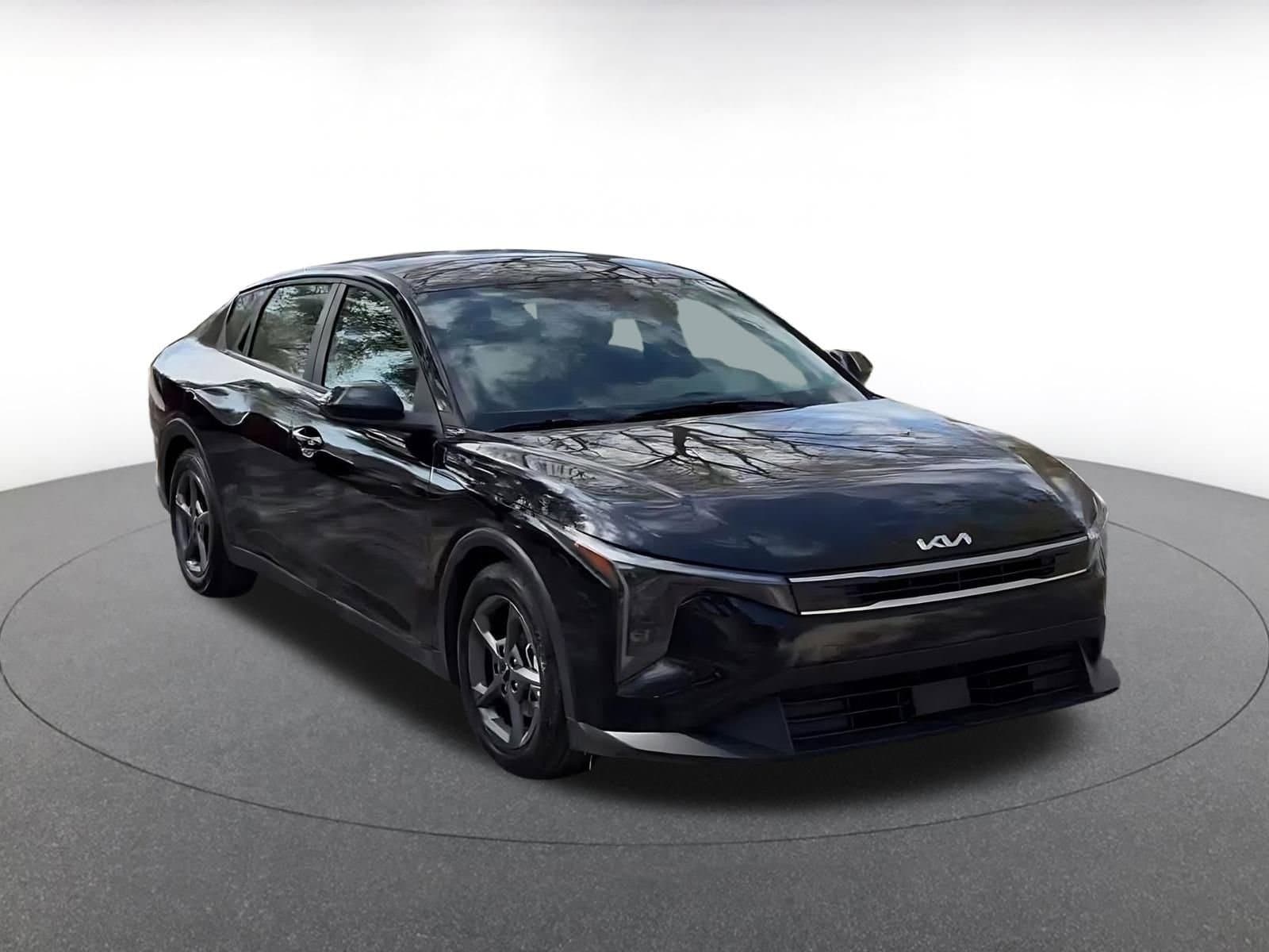 Thumbnail: 2025 Kia K4 - 3