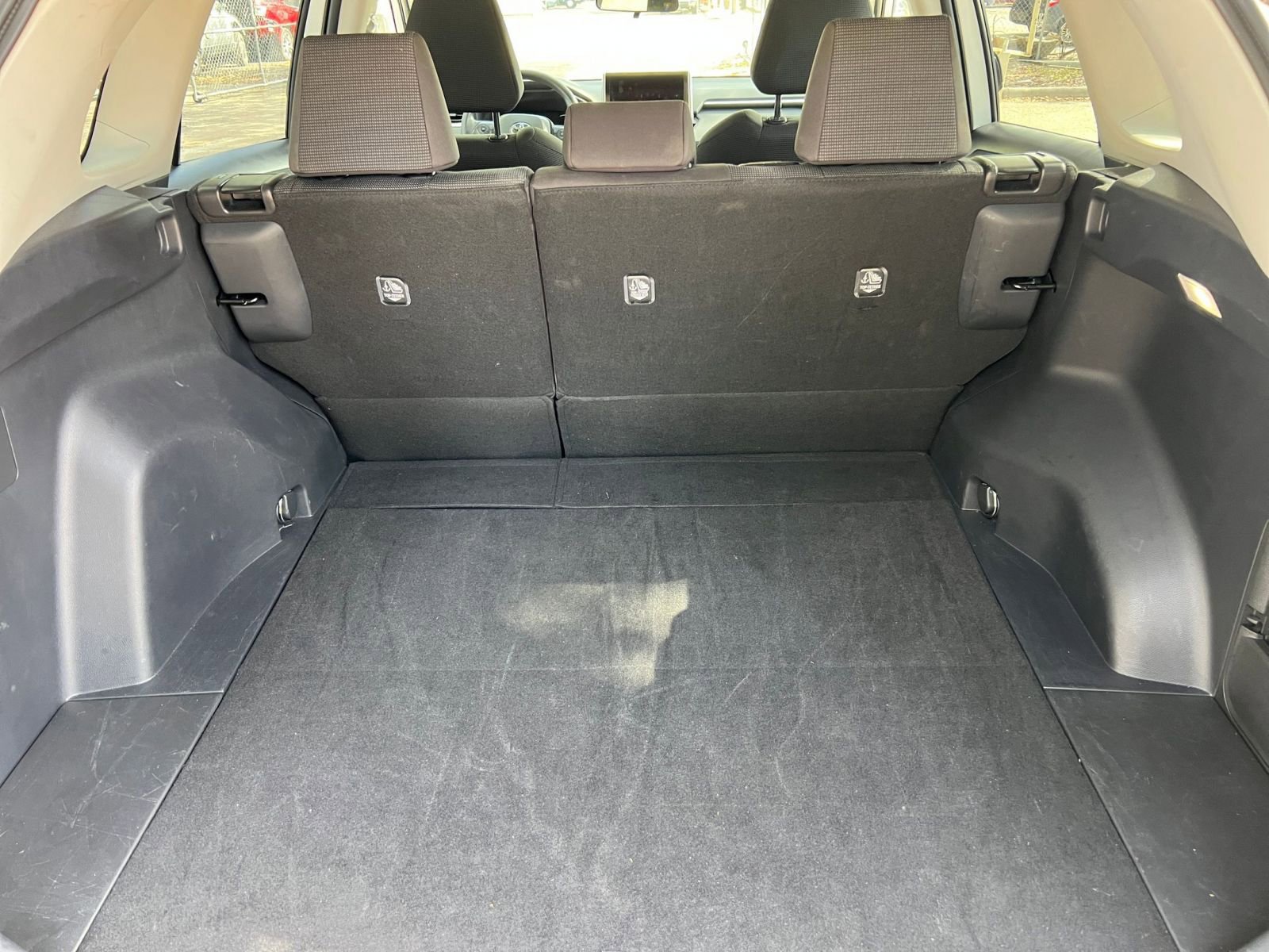 Thumbnail: 2025 Toyota RAV4 - 24