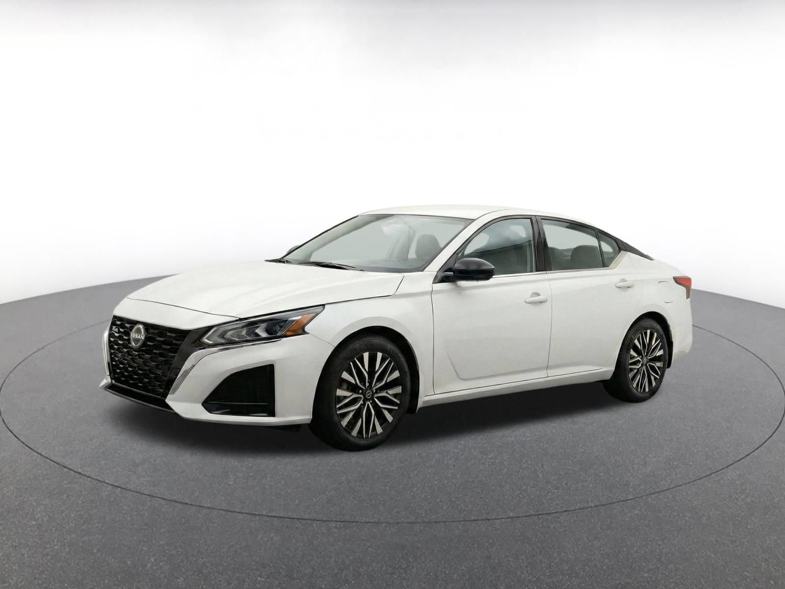 Thumbnail: 2026 Nissan Altima - 3