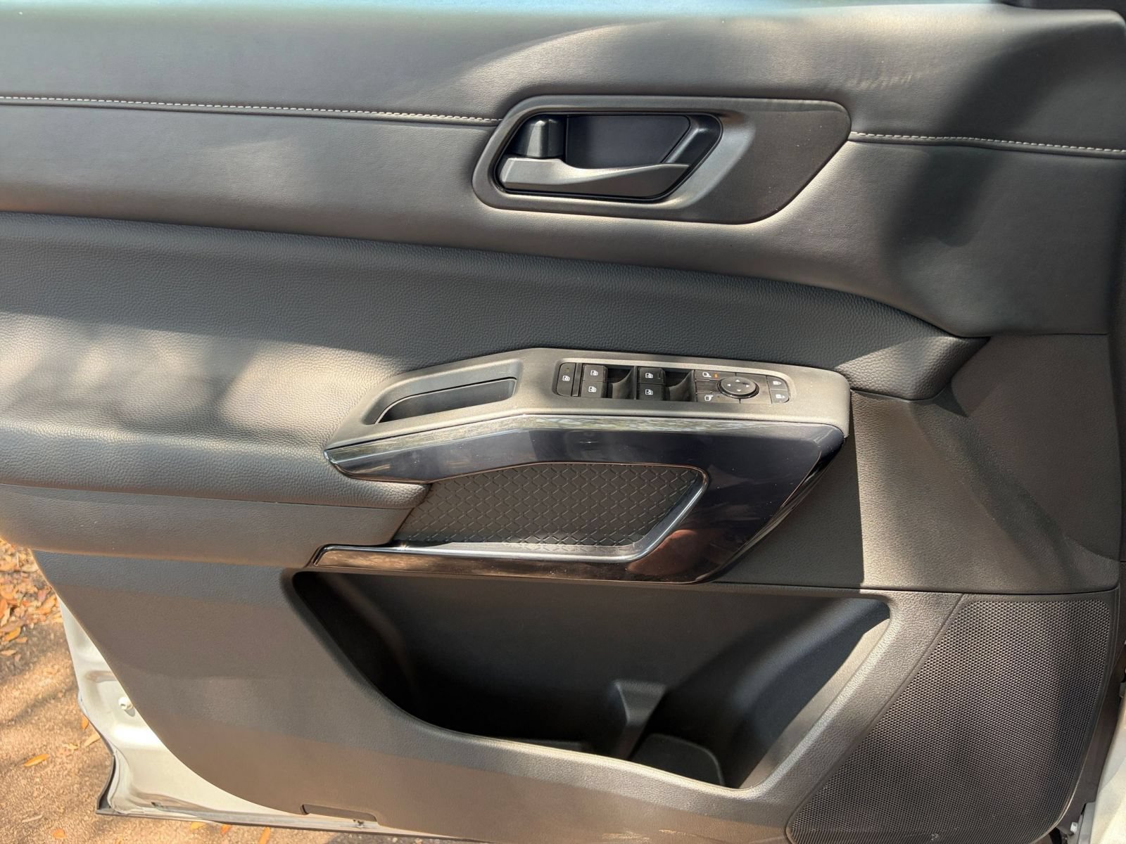 Thumbnail: 2025 Nissan Pathfinder - 18