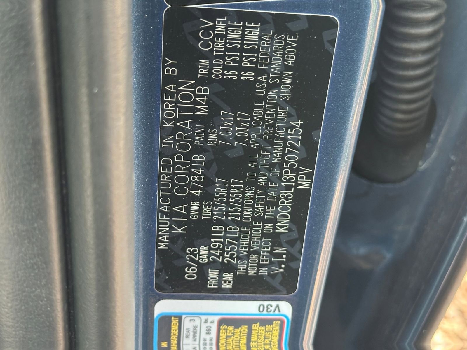 Thumbnail: 2023 Kia Niro - 25