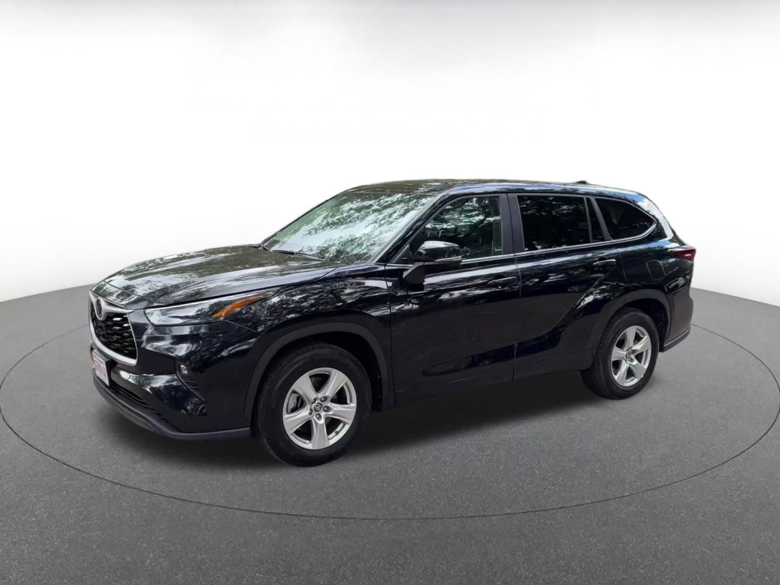 Thumbnail: 2025 Toyota Highlander - 8