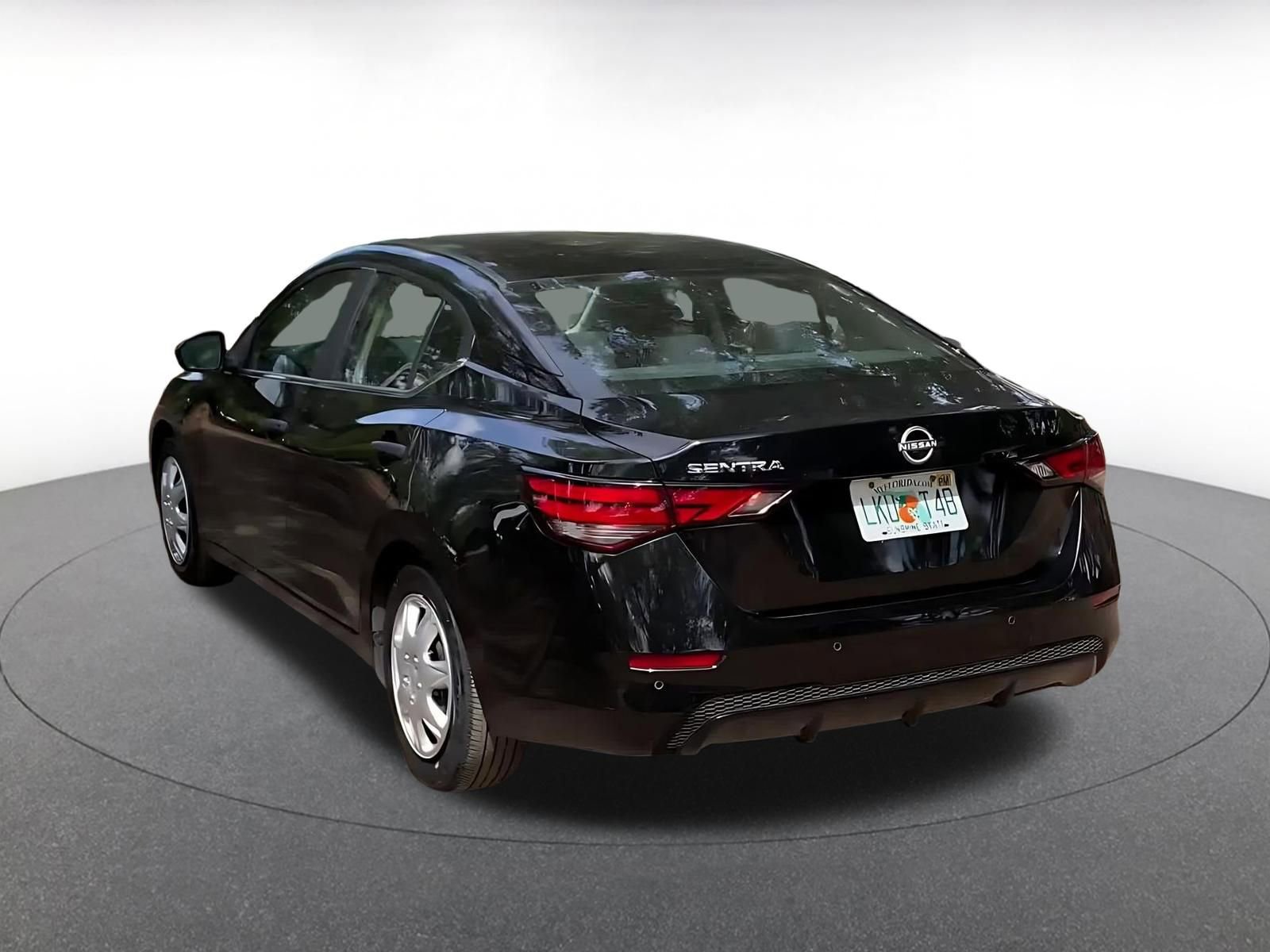 Thumbnail: 2025 Nissan Sentra - 11