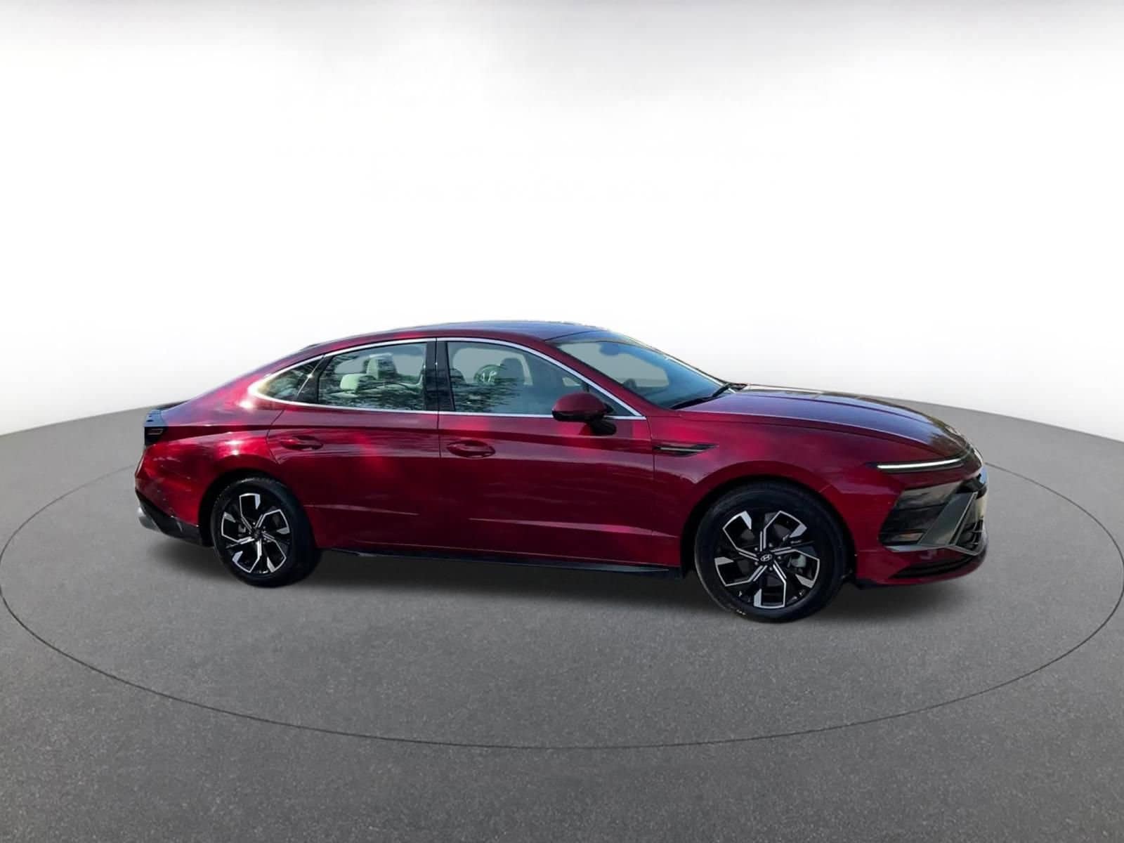 Thumbnail: 2025 Hyundai Sonata - 2