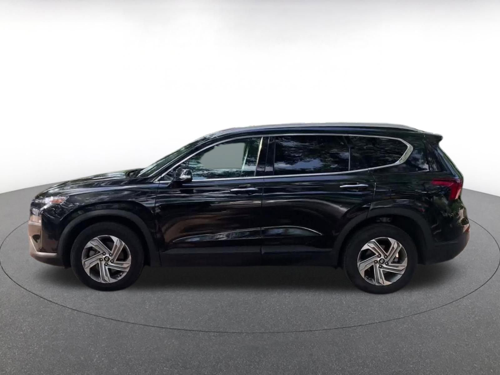 Thumbnail: 2023 Hyundai Santa Fe - 8