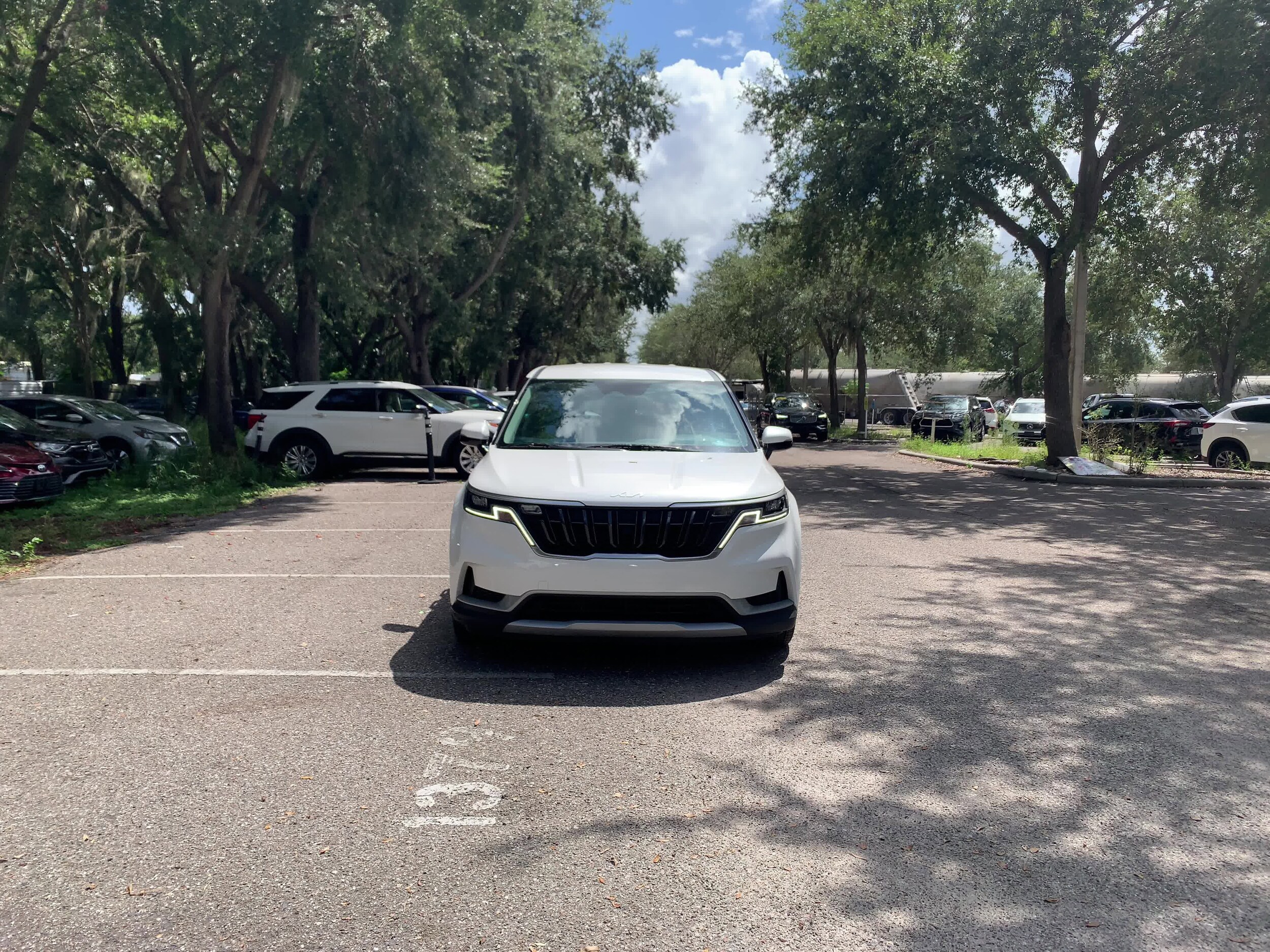 2023 Kia Carnival LX 5