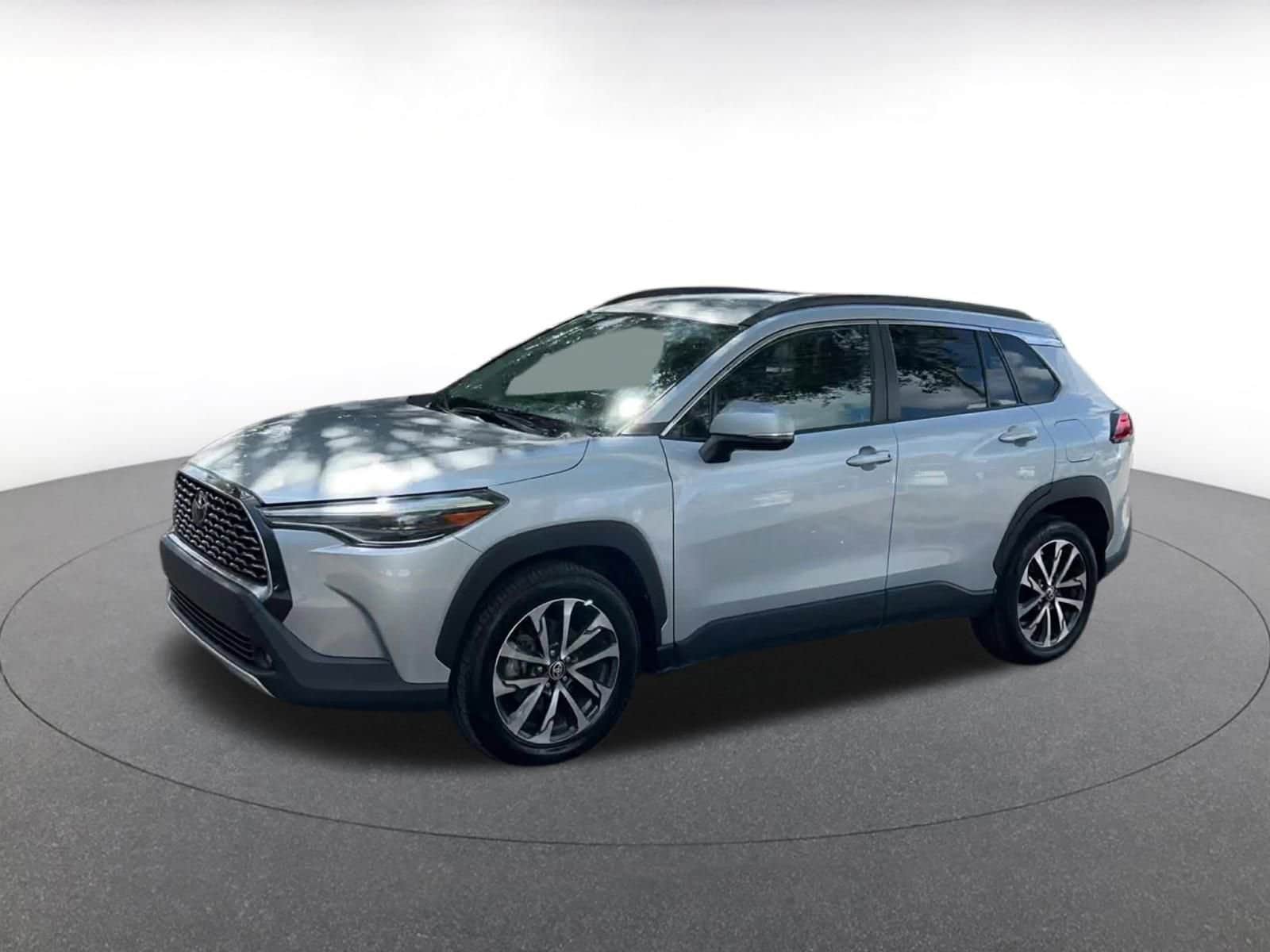 Thumbnail: 2022 Toyota Corolla Cross - 8