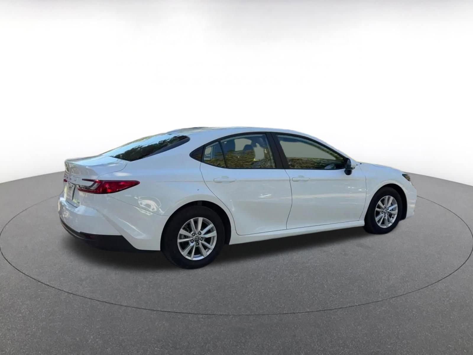 Thumbnail: 2025 Toyota Camry - 15