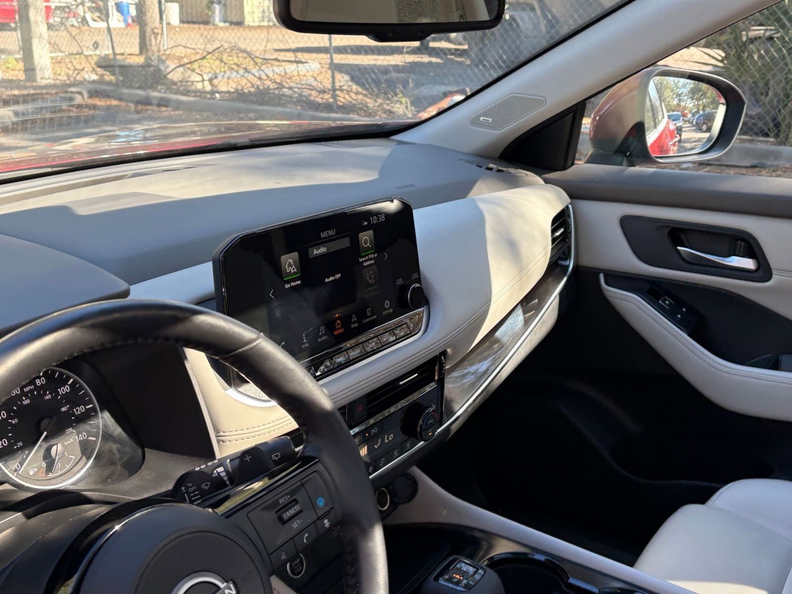 Thumbnail: 2023 Nissan Rogue - 31