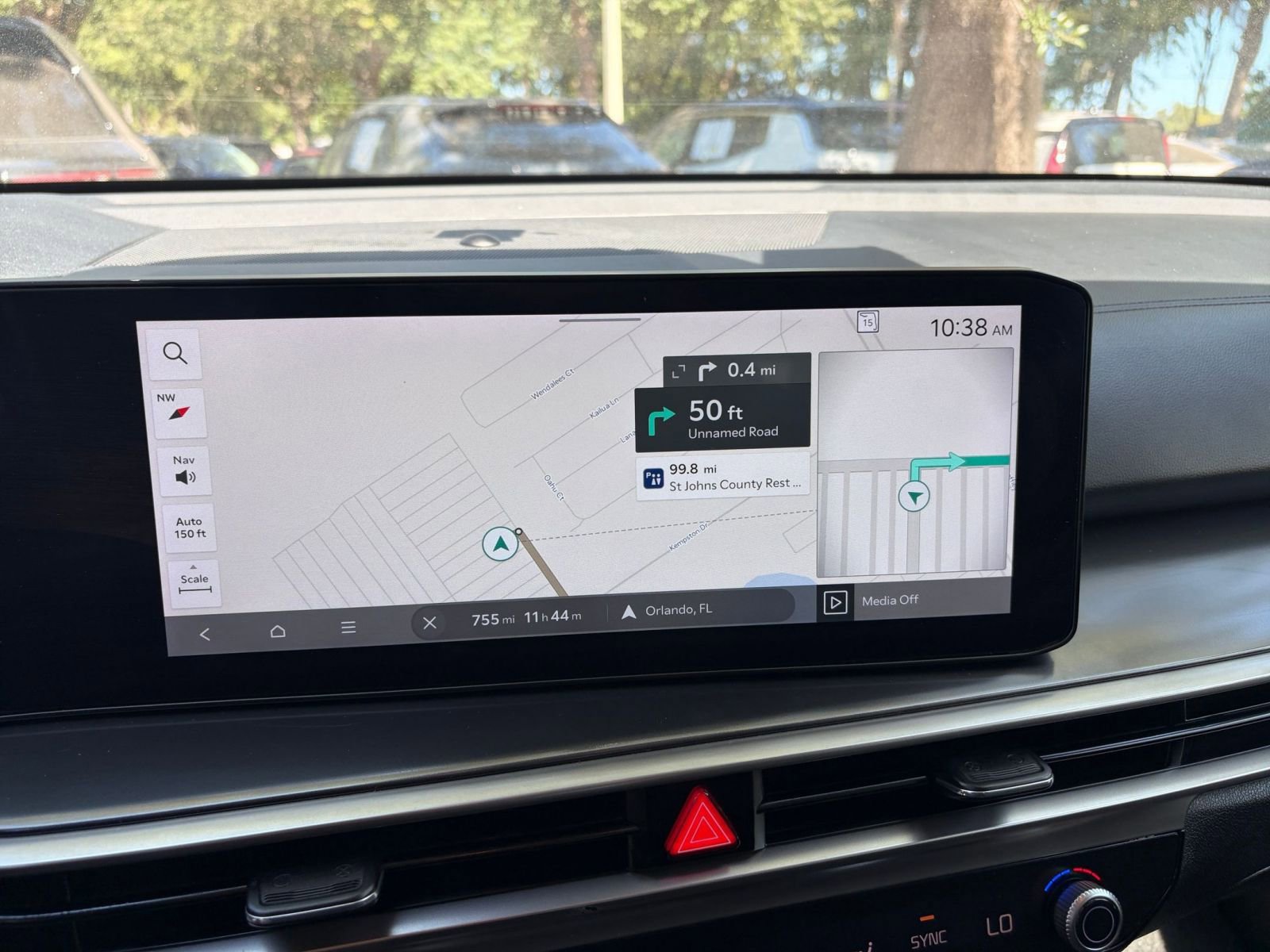 Thumbnail: 2024 Kia Sorento - 21