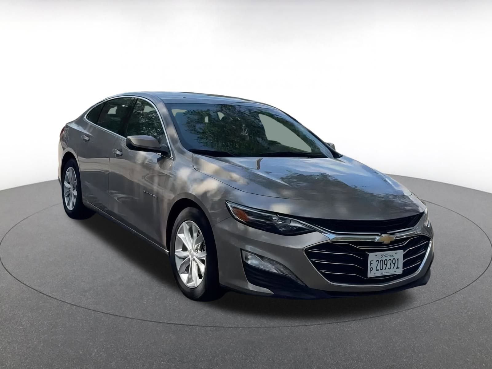 Thumbnail: 2023 Chevrolet Malibu - 3