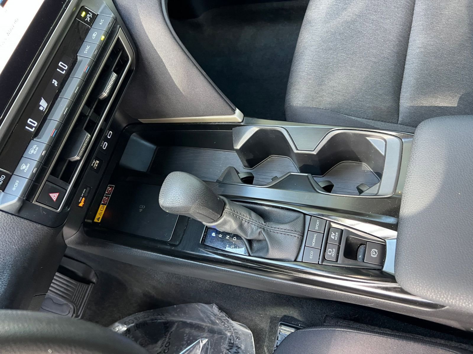 Thumbnail: 2025 Toyota Camry - 35