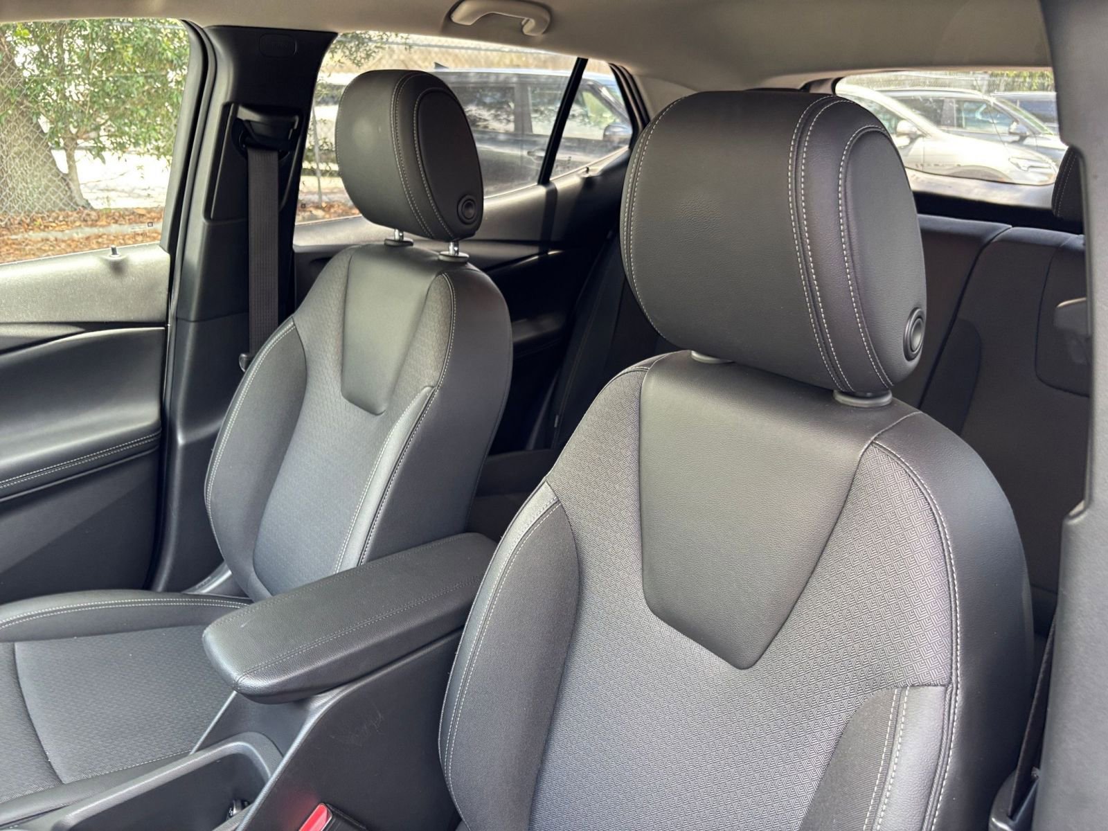 Thumbnail: 2025 Buick Encore GX - 35