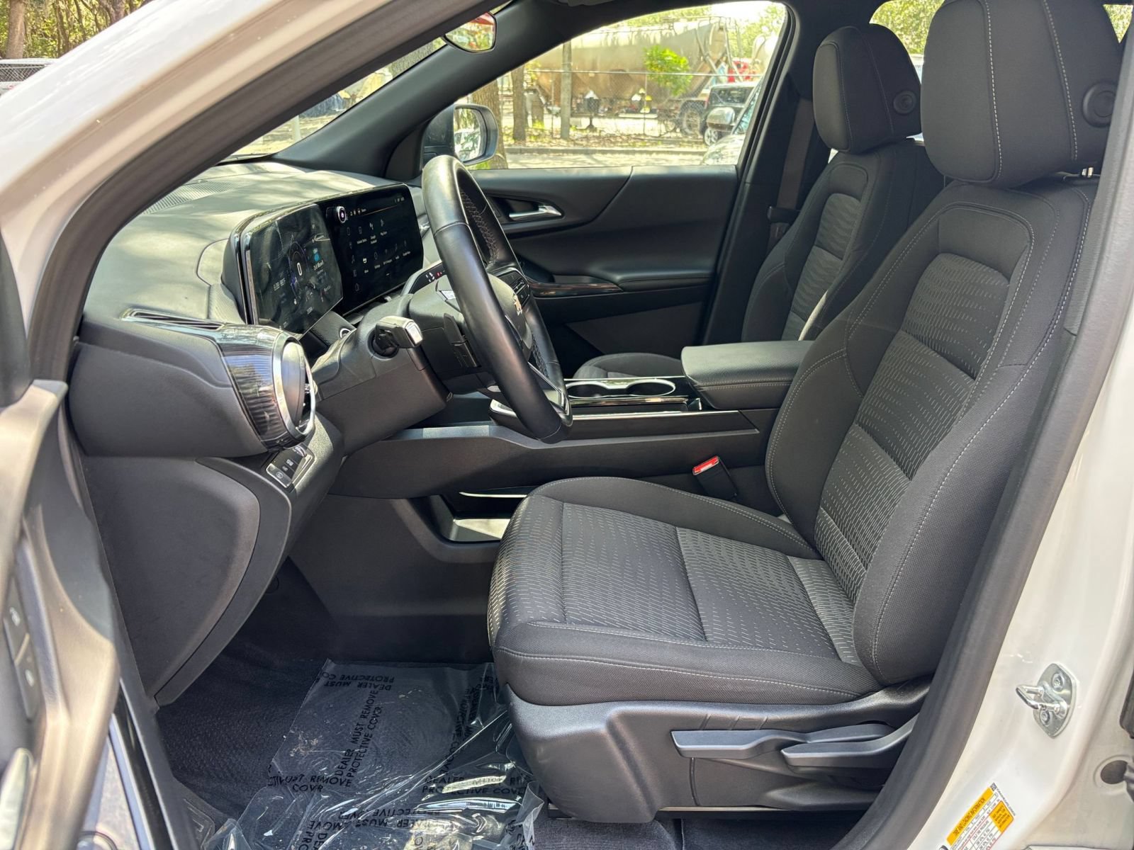 Thumbnail: 2025 Chevrolet Equinox - 22