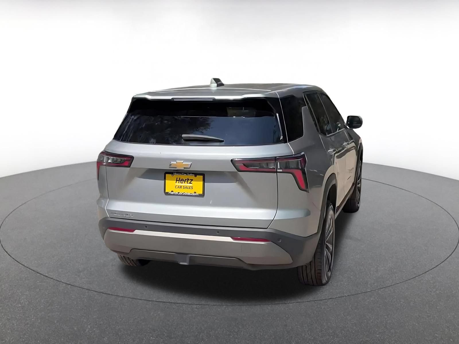 Thumbnail: 2025 Chevrolet Equinox - 16