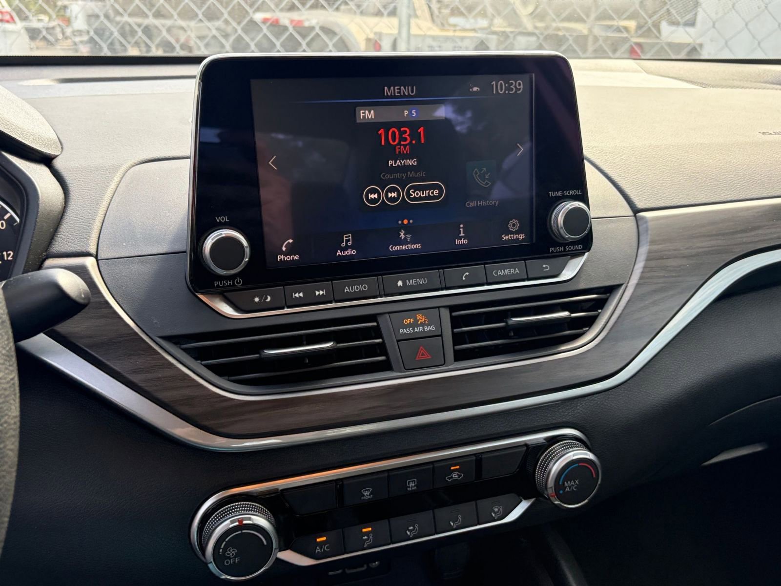 Thumbnail: 2025 Nissan Altima - 21