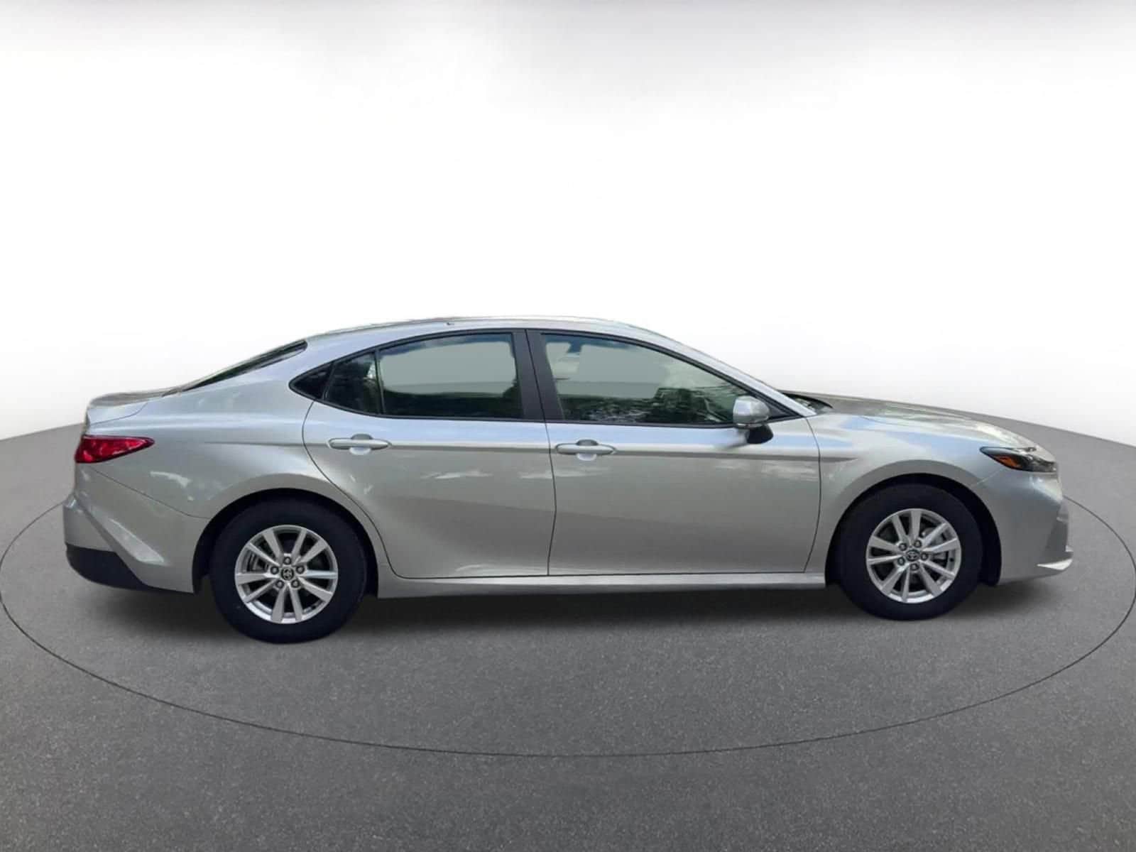 Thumbnail: 2025 Toyota Camry - 16