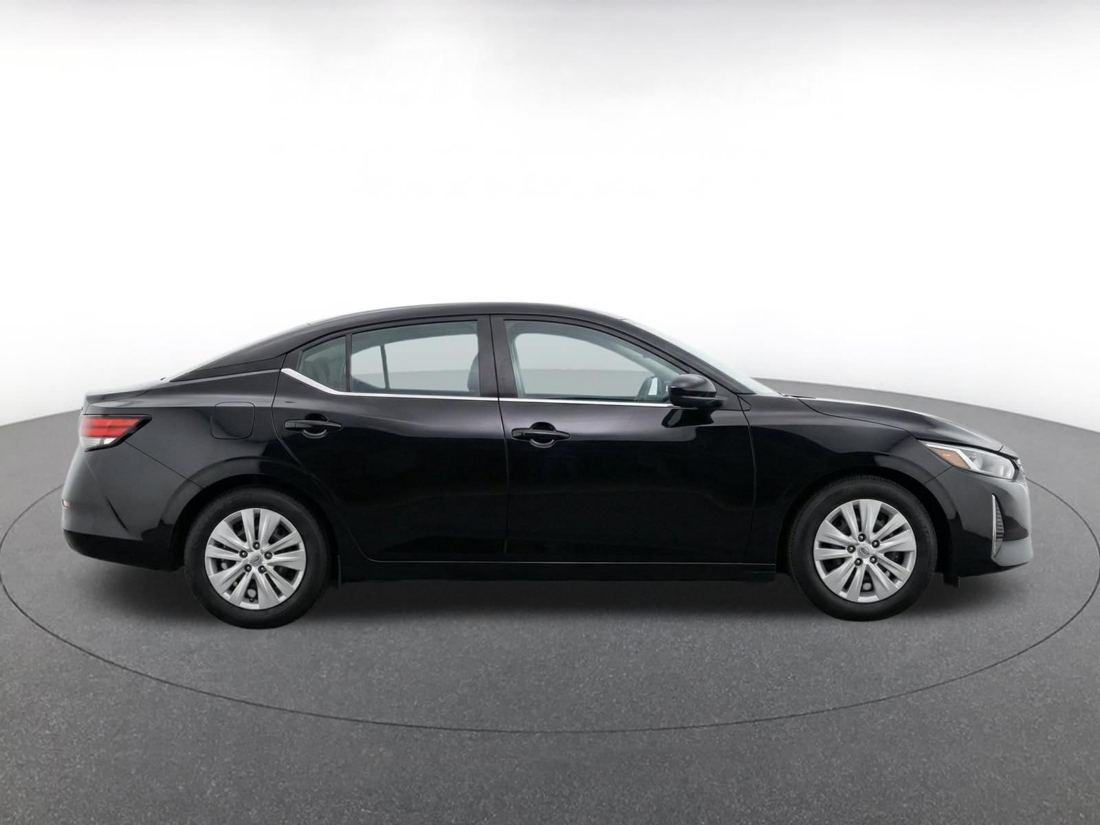 Thumbnail: 2025 Nissan Sentra - 14