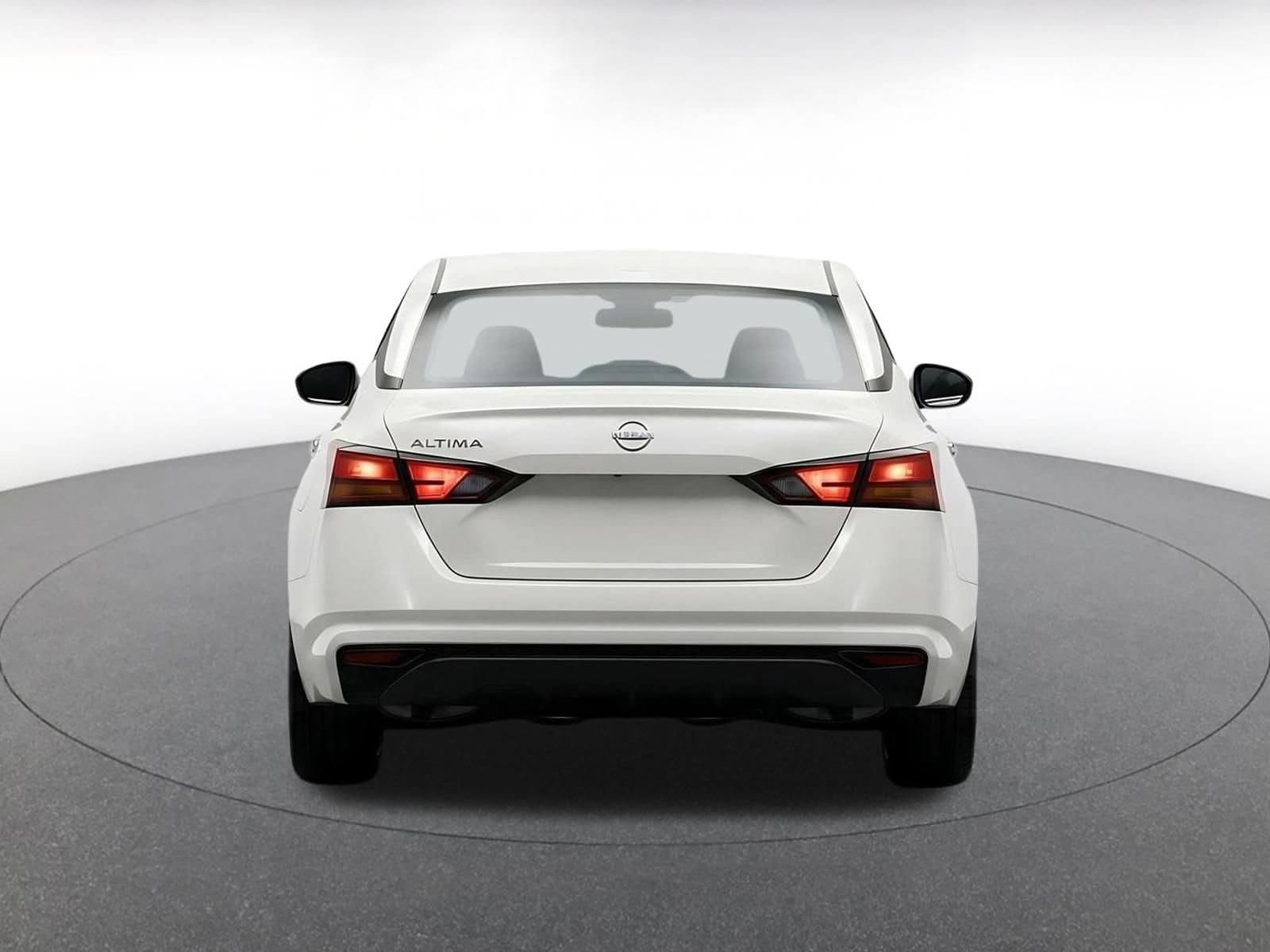 Thumbnail: 2025 Nissan Altima - 8
